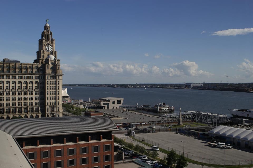 City view, River view