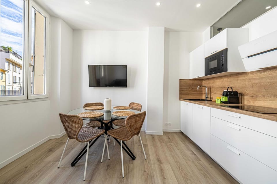Elegant 2 - Bedroom flat in Cannes Apartment in Cannes