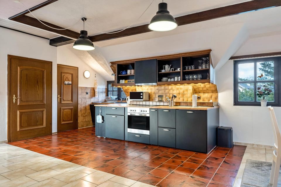 Kitchen or kitchenette, Living room
