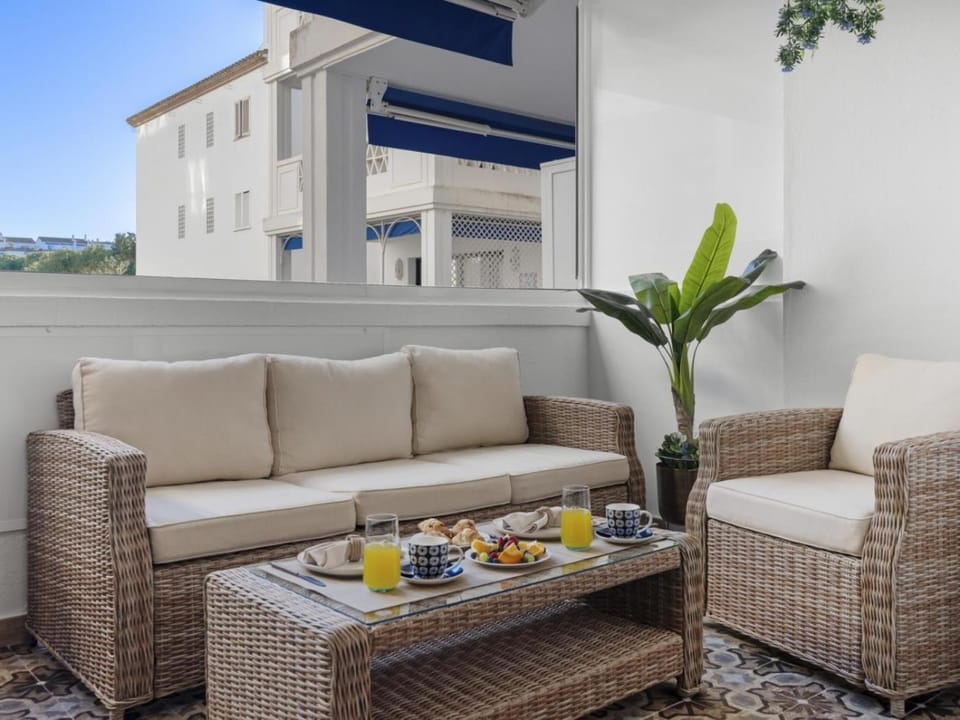 Espacioso apartamento en 1ª línea de playa Apartment in Marbella