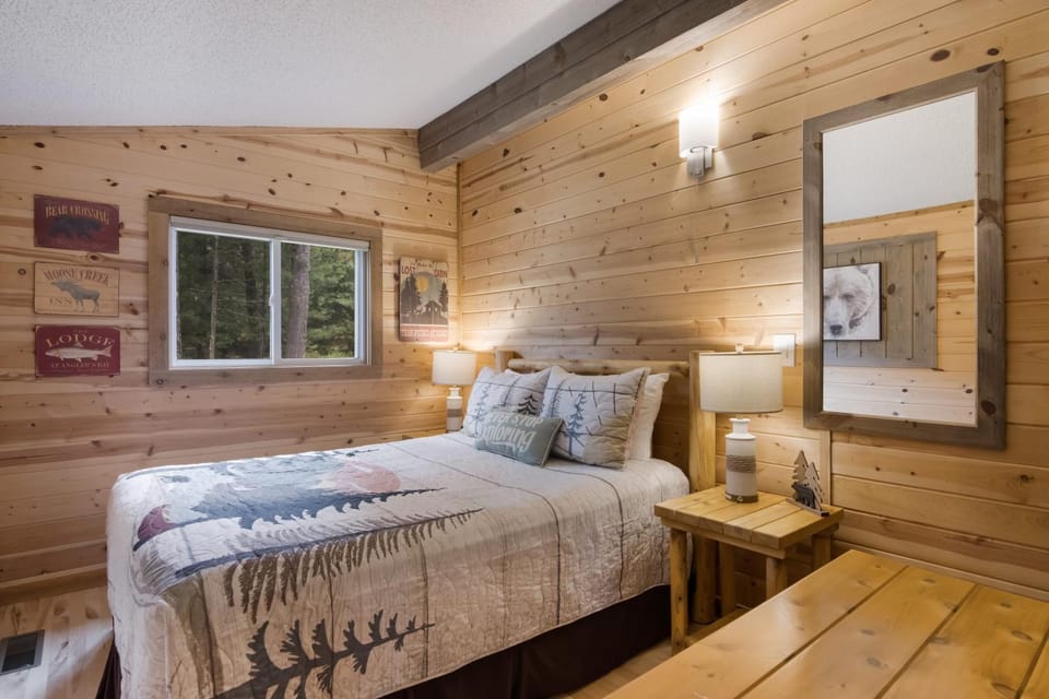 12pm CHECK OUT WINTER Schuss Mountain House in Torch Lake