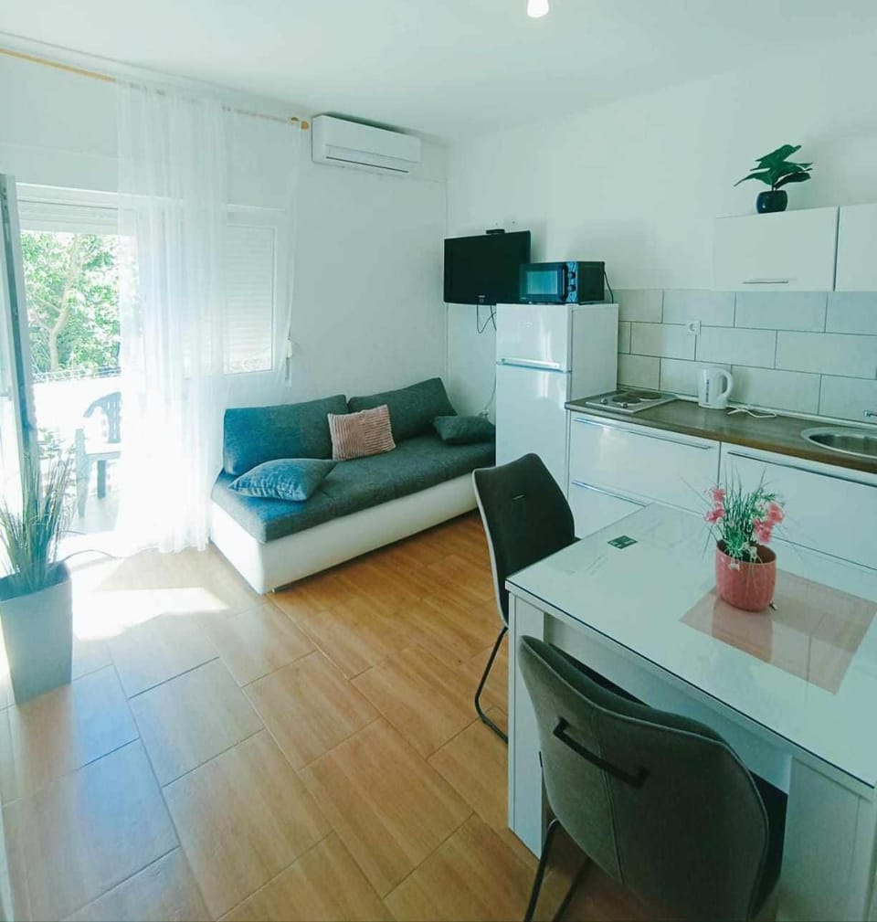 Apartments Jagoda Bed and Breakfast in Split