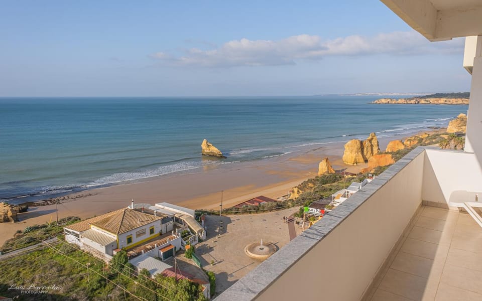 Nearby landmark, Natural landscape, View (from property/room), Balcony/Terrace, Beach, Sea view