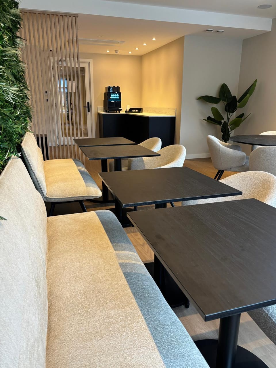 Communal lounge/ TV room, Lounge or bar