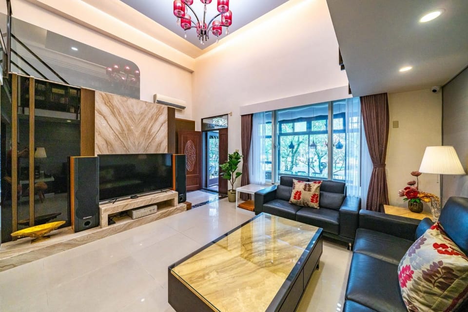 TV and multimedia, Living room
