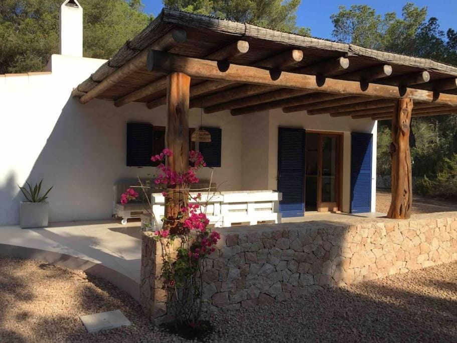 A beautiful villa close to the beach Villa in Formentera