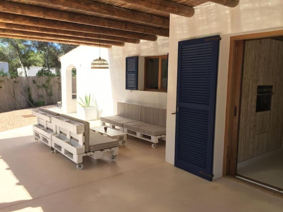 A beautiful villa close to the beach Villa in Formentera