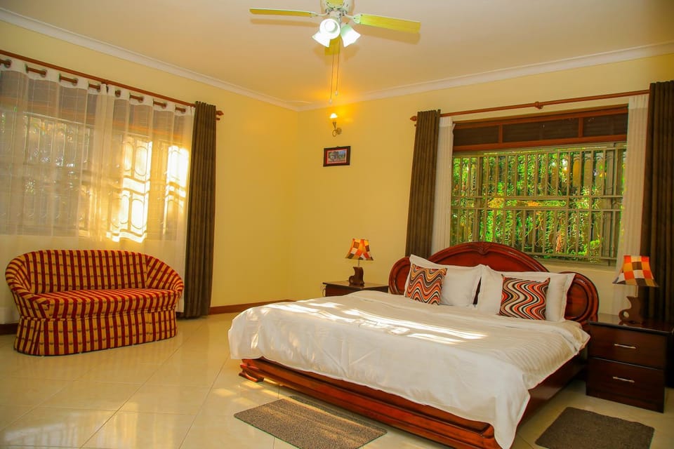 CALM SUITES KAMPALA Hotel in Kampala
