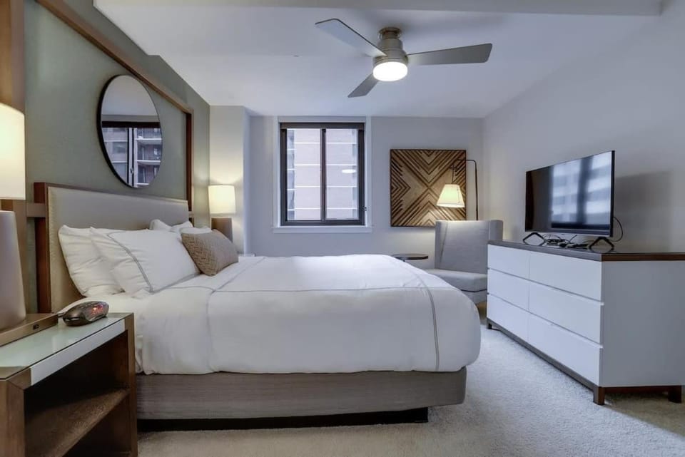 Sojourn Courtland Towers Apartment in Court House