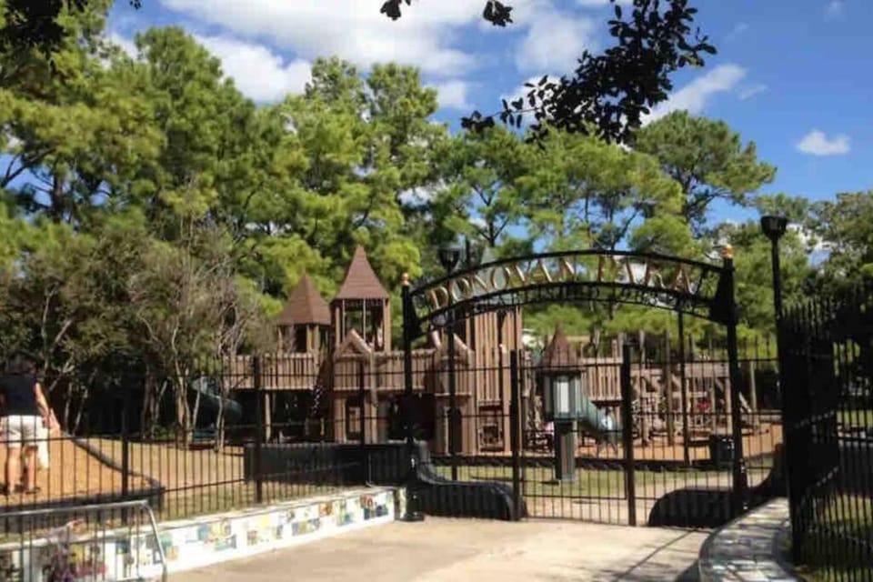 The Lou Lou Retreat House in Houston
