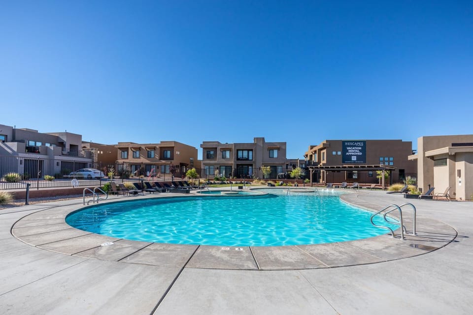 Ledges Oasis villa House in St George