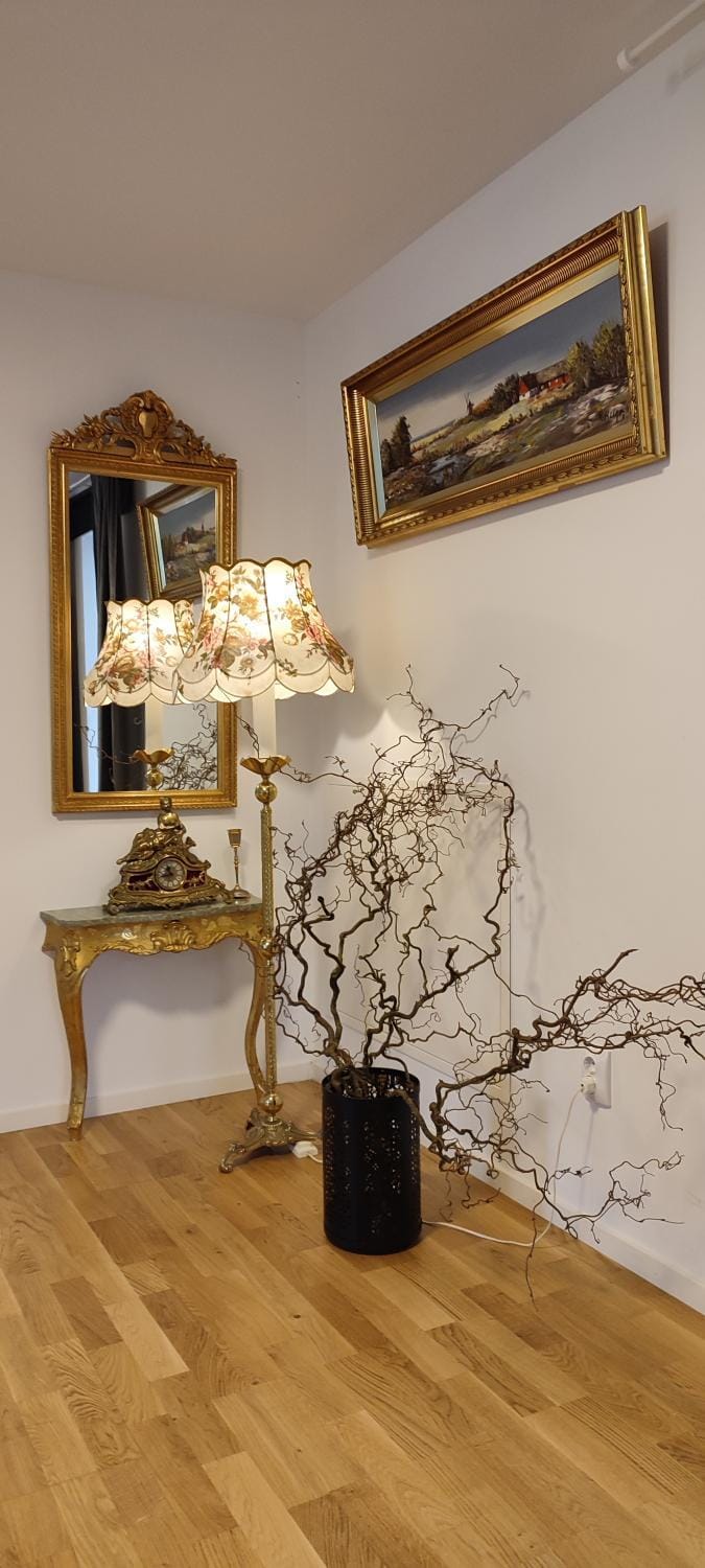 Decorative detail