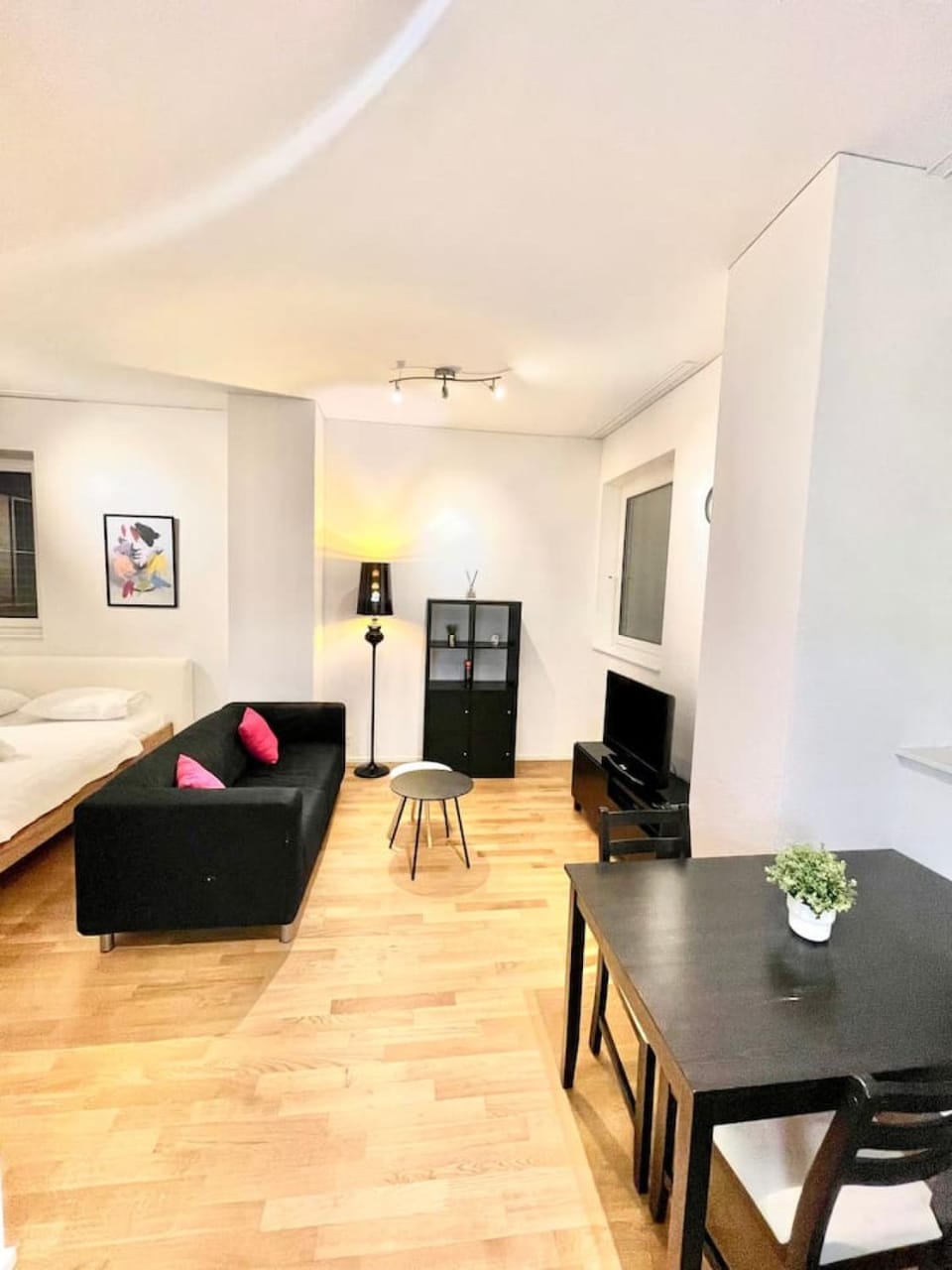 Zurich City Dream Studio SH04L Apartment in Zurich City