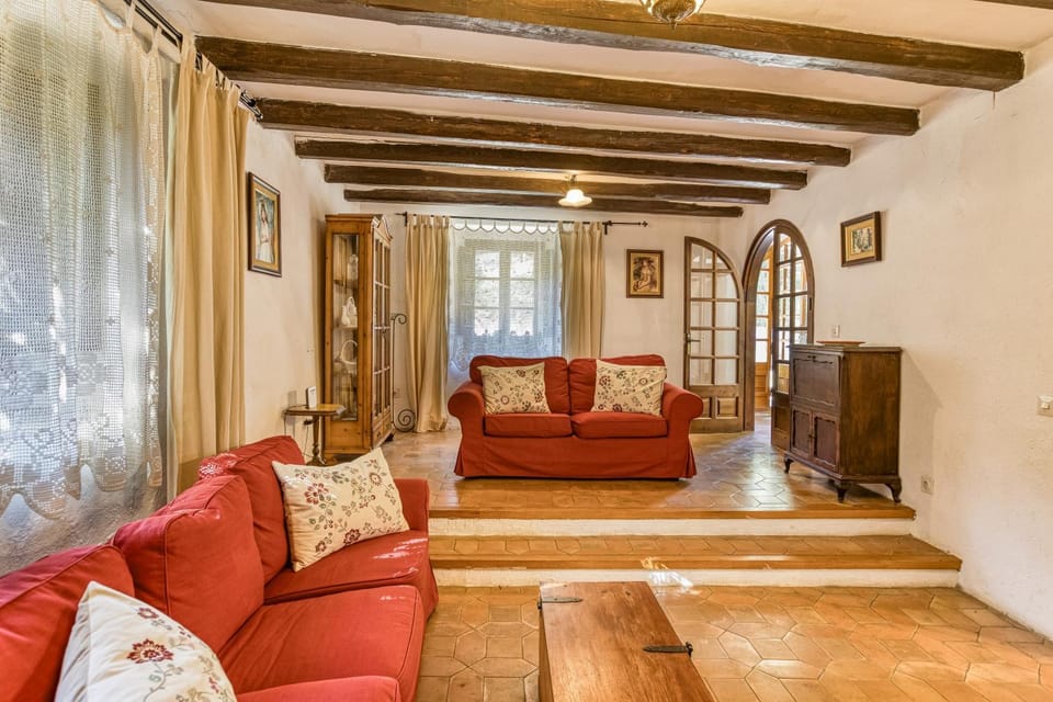 Property building, Living room