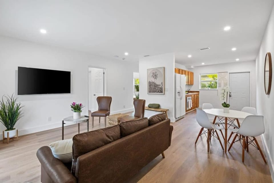 Sailors Rest @ Sailboat Bend Apartment in Fort Lauderdale