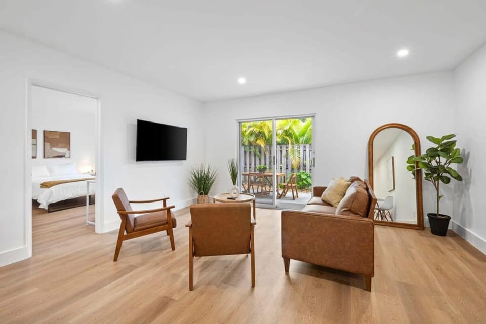 Spacious 2 BR @Sailboat Bend Apartment in Fort Lauderdale