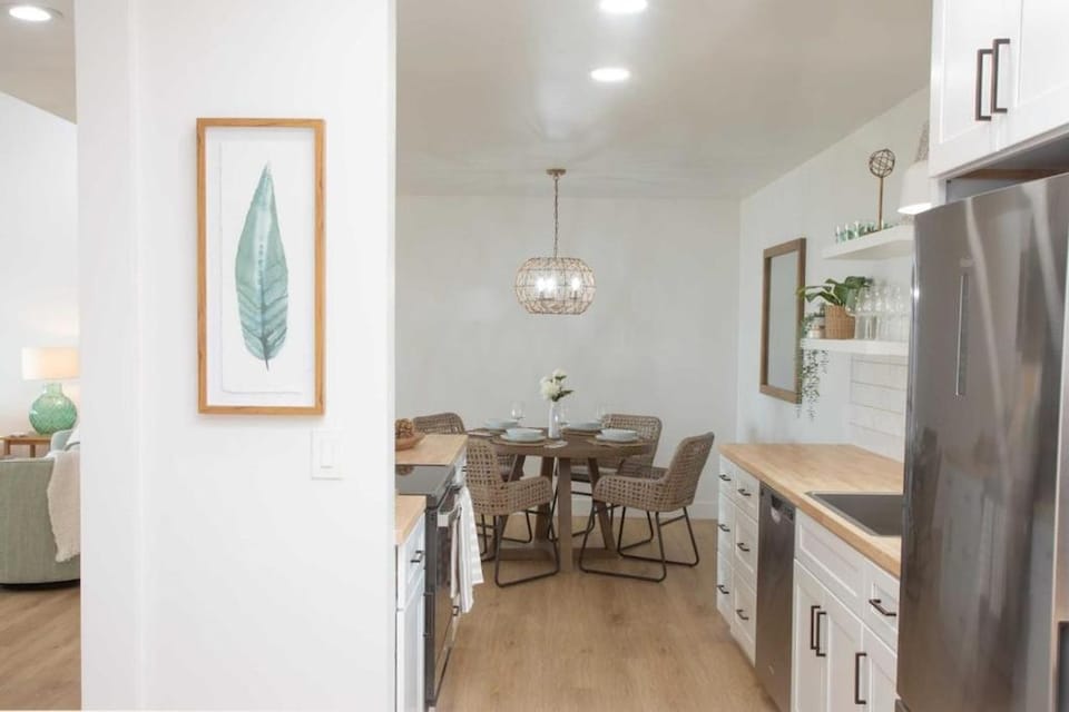 Boho Solana Stunner House in Solana Beach