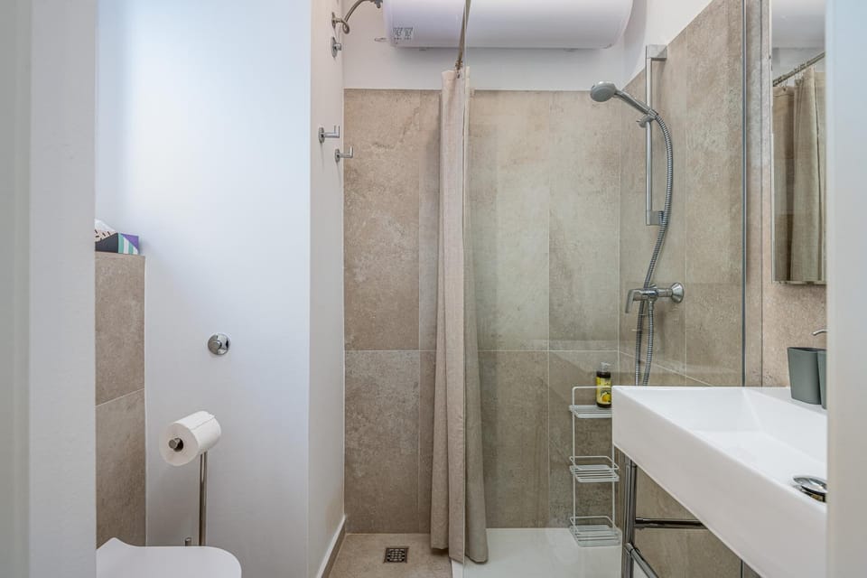 Shower, Toilet, Bathroom