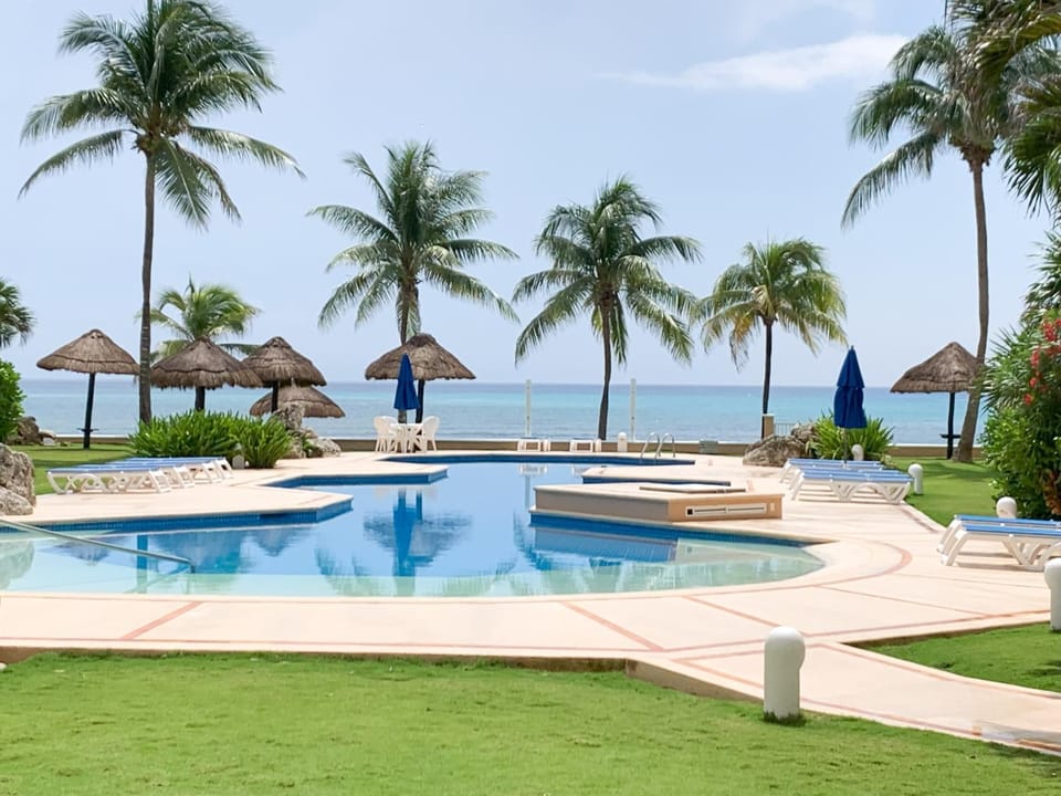 Day, Natural landscape, Garden, Beach, Garden view, Pool view, Sea view, Swimming pool, Swimming pool, sunbed
