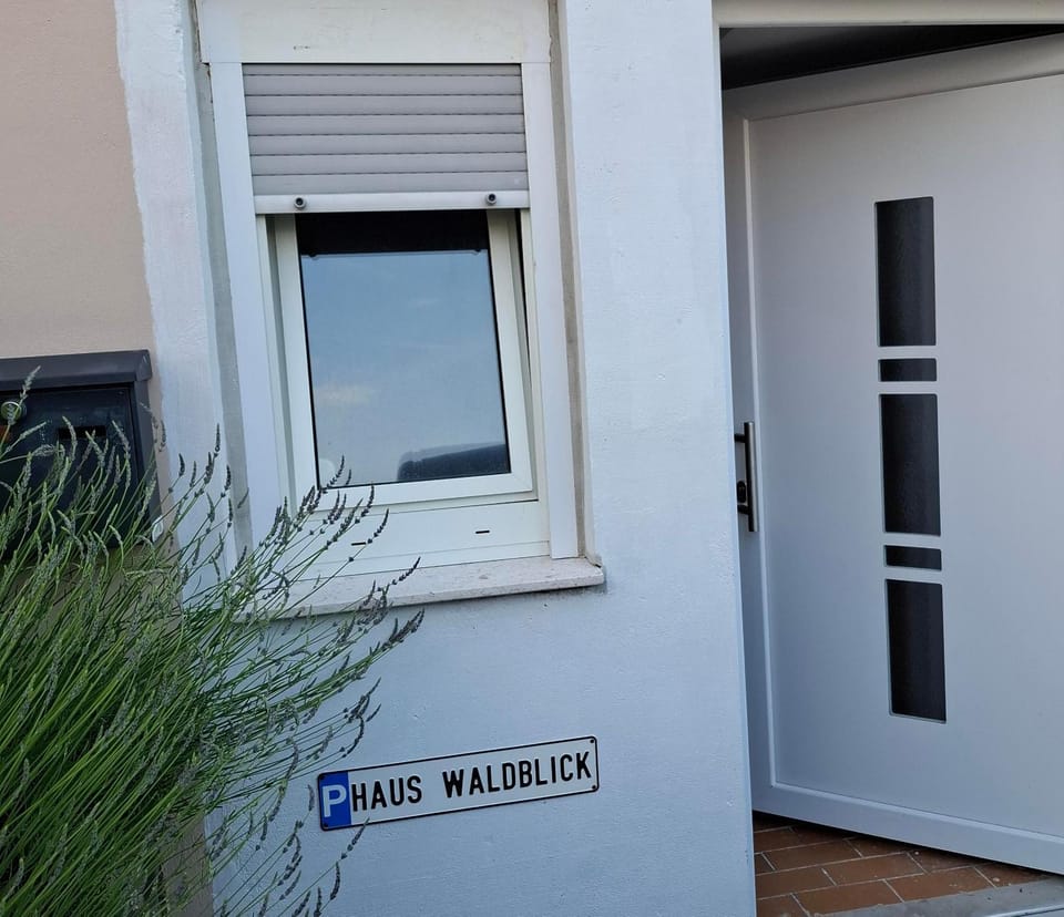 Ferienwohnung Haus Waldblick Apartment in Vulkaneifel