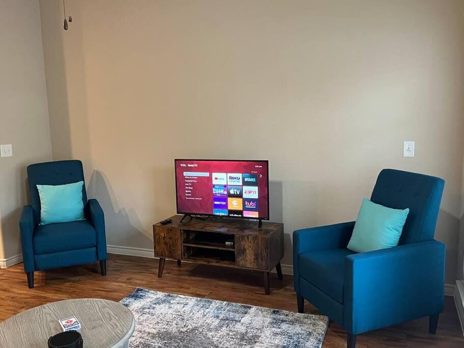 Hill Country Galleria Getaway Apartment in Austin