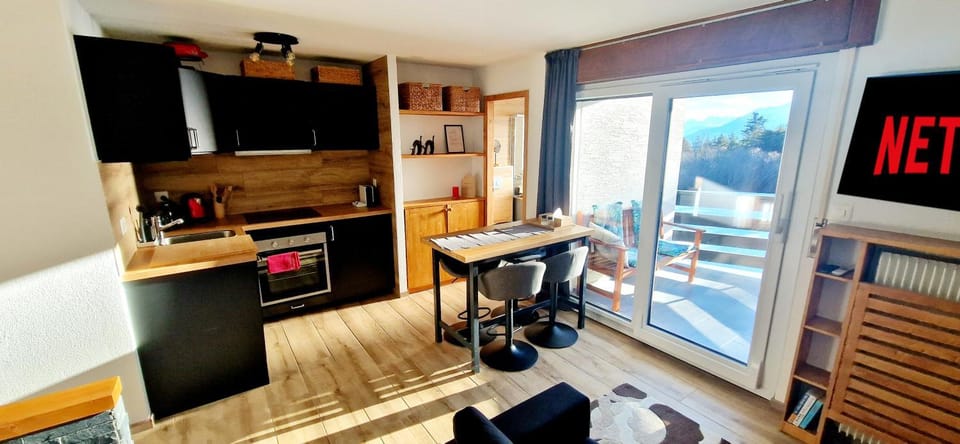 Cozy Studio Retreat - completely renovated in a perfect location Apartment in Crans-Montana