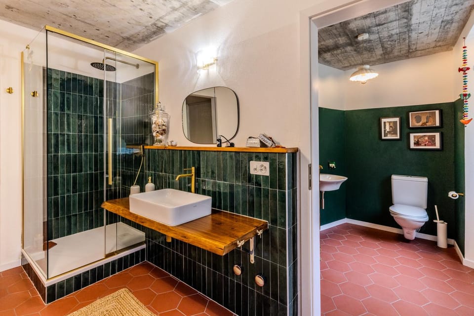 Shower, Bathroom