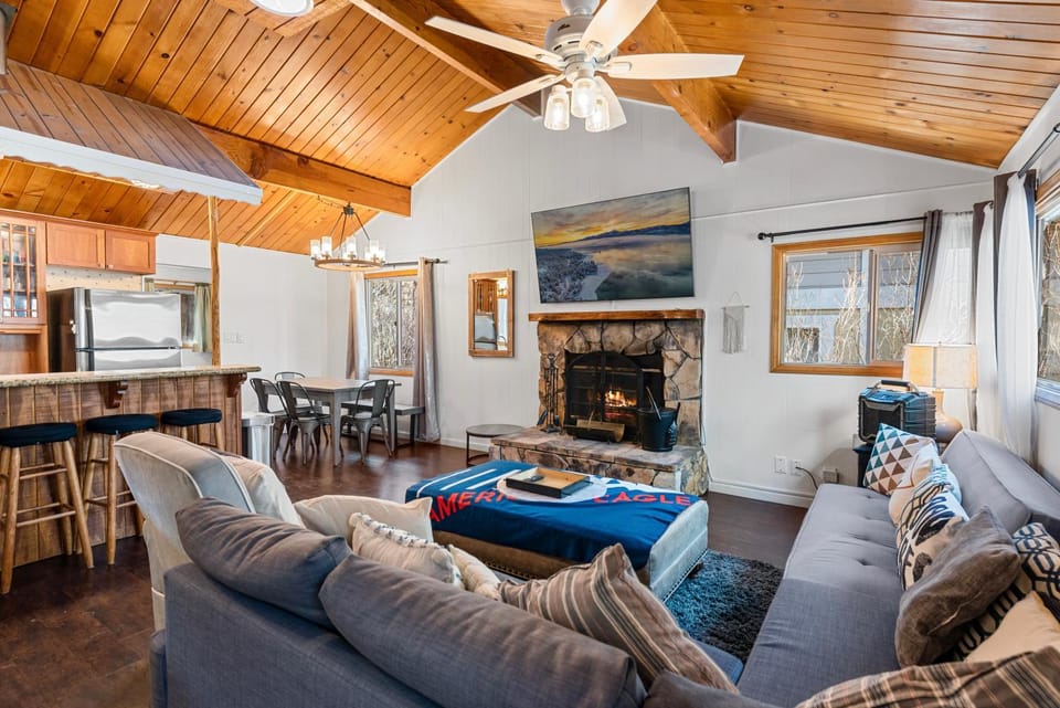 Tipsy Grizzly Cabin - Cabin in Big Bear