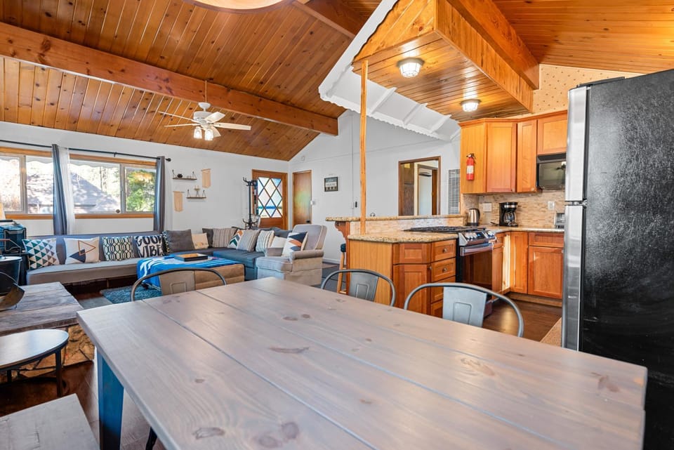 Tipsy Grizzly Cabin - Cabin in Big Bear