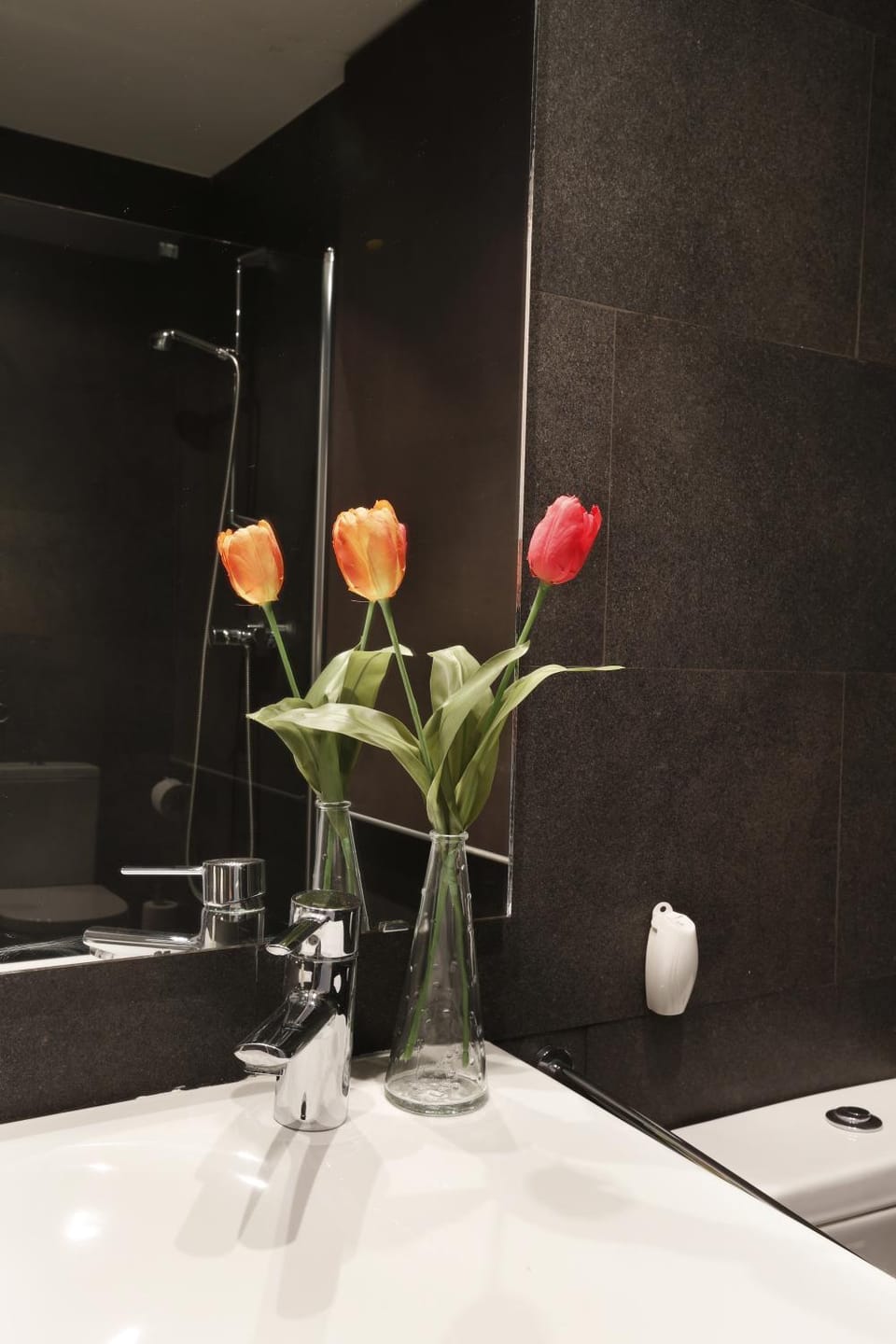 Toilet, Decorative detail