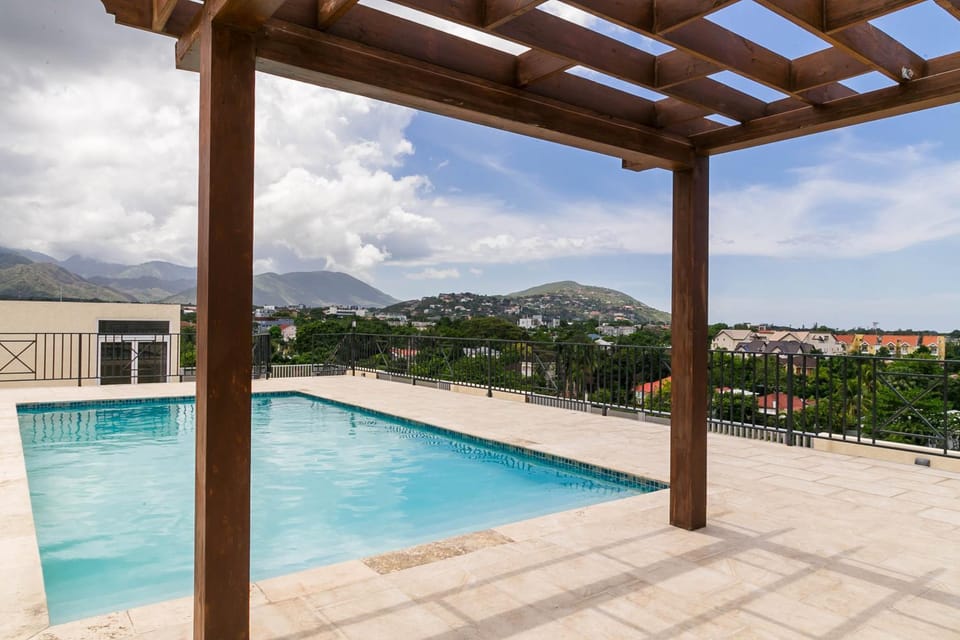 Choose To Be Happy at Twenty 2A 2-Bedroom w Pool Apartment in Kingston