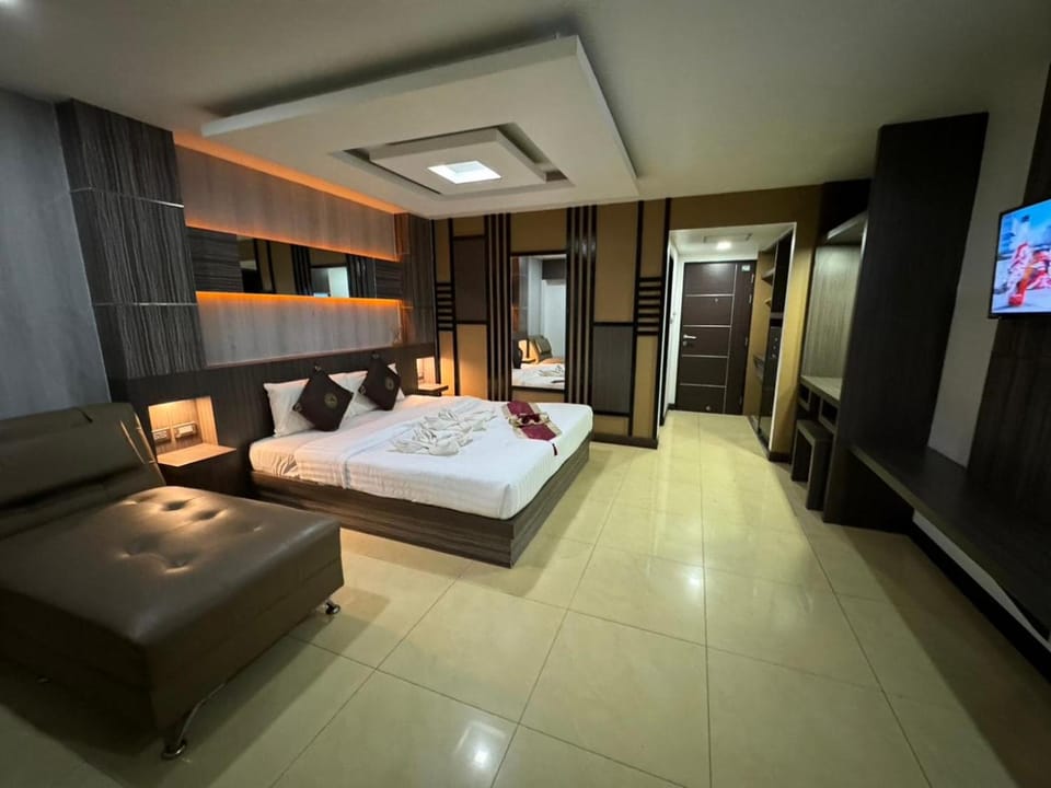 Bed, Photo of the whole room, Bedroom