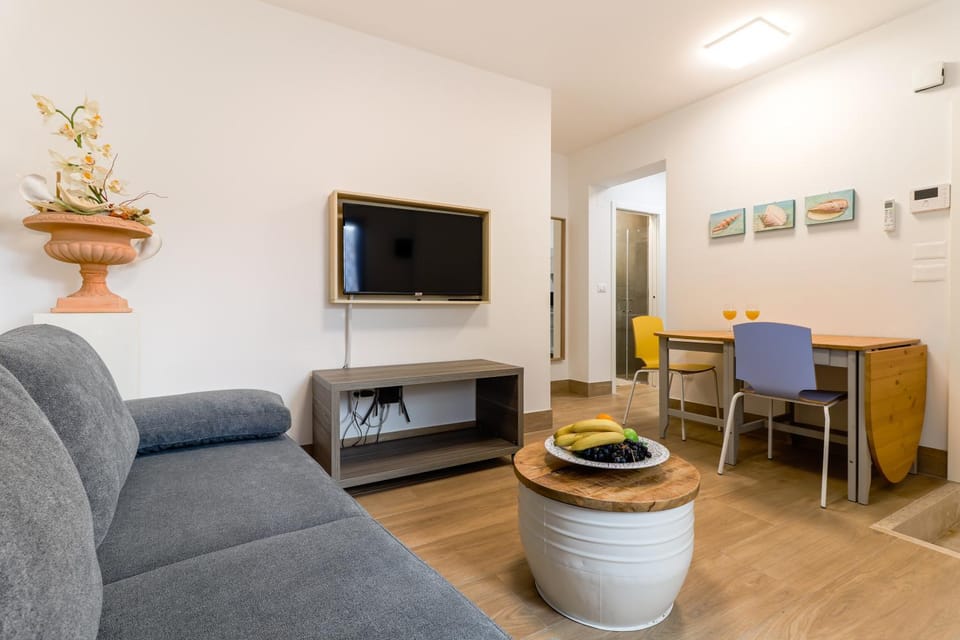 TV and multimedia, Living room