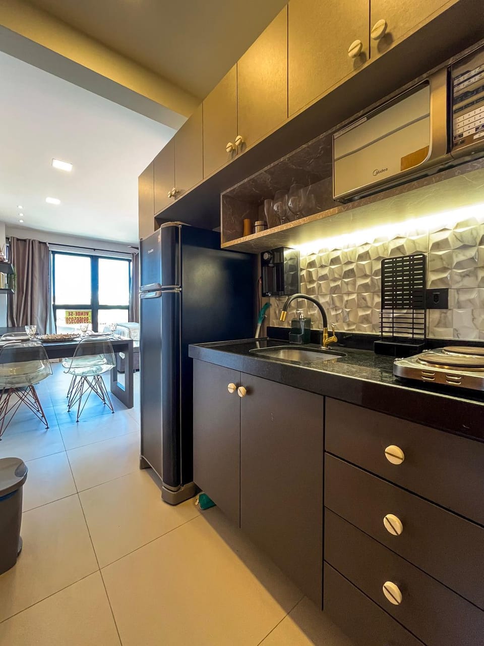 Kitchen or kitchenette, Dining area, pet friendly, stove