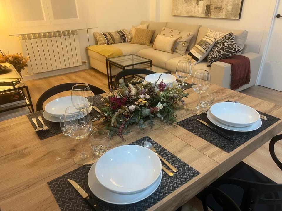 Living room, Food