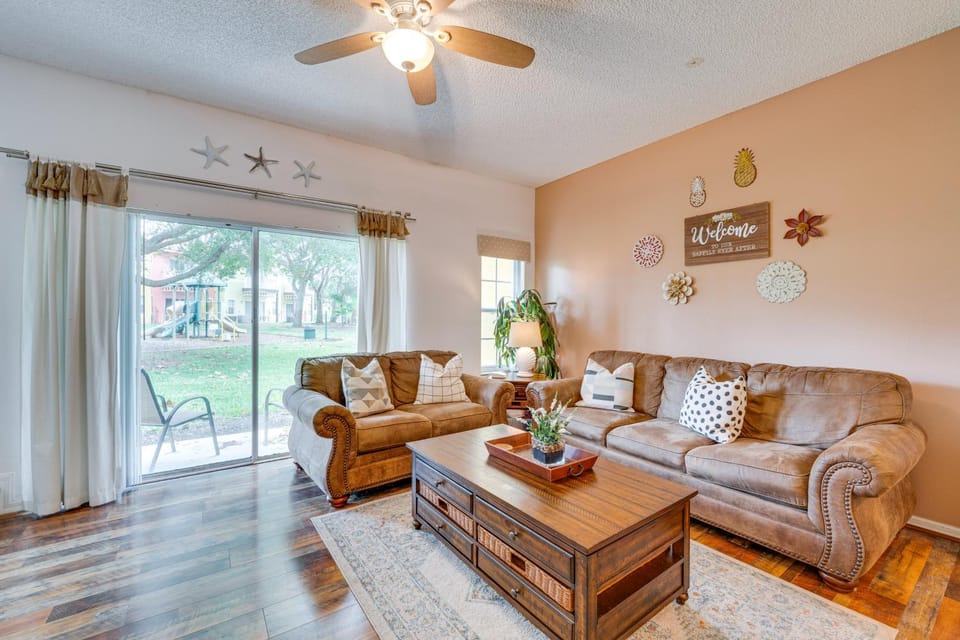 4 Mi to Disney: Emerald Island Resort Home! House in Four Corners