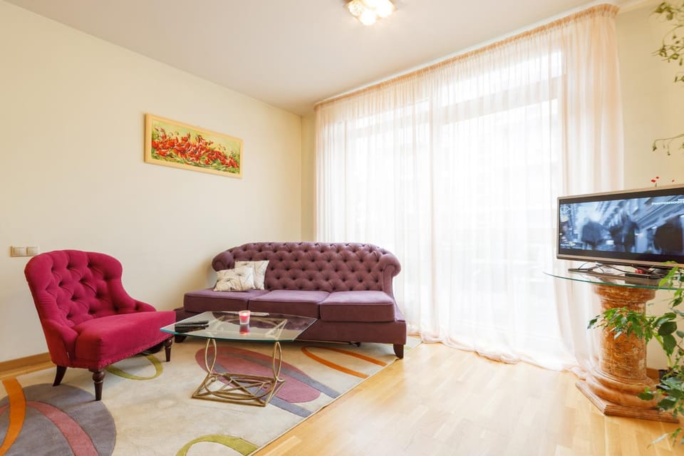 TV and multimedia, Living room, Seating area