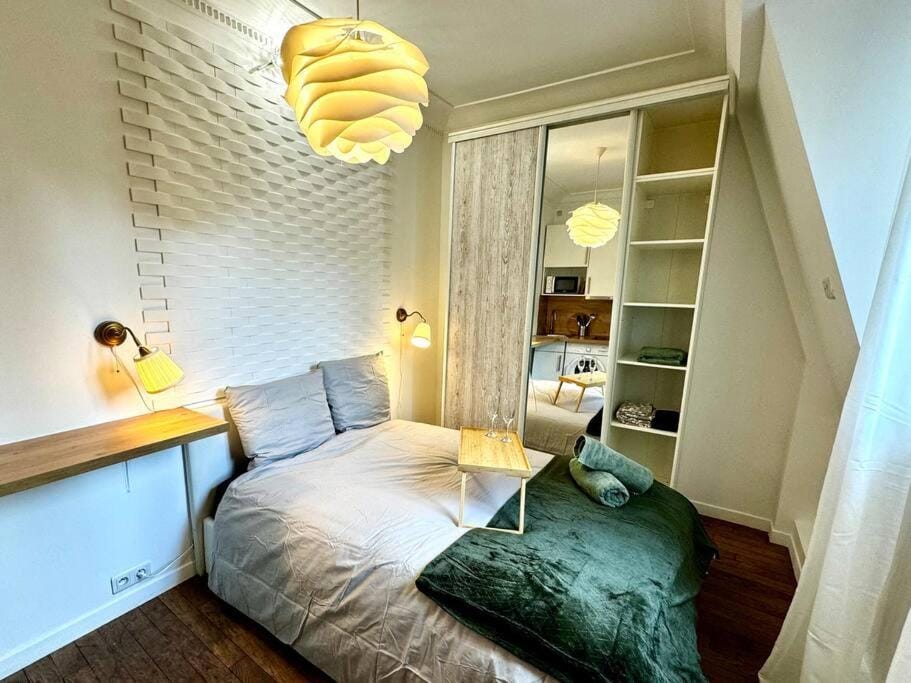Champs-Elysées - Suite for 2 people Apartment in Paris