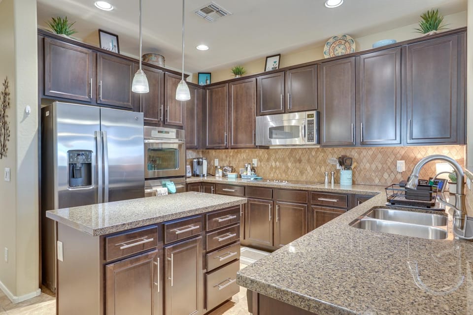 Near Estrella Mtn! Desert Escape w/ Outdoor Oasis House in Goodyear