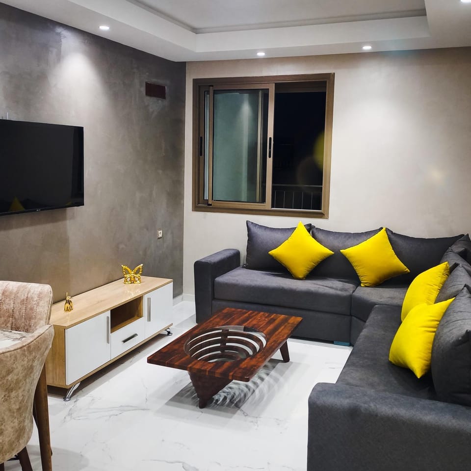 Communal lounge/ TV room, TV and multimedia, Living room, Seating area