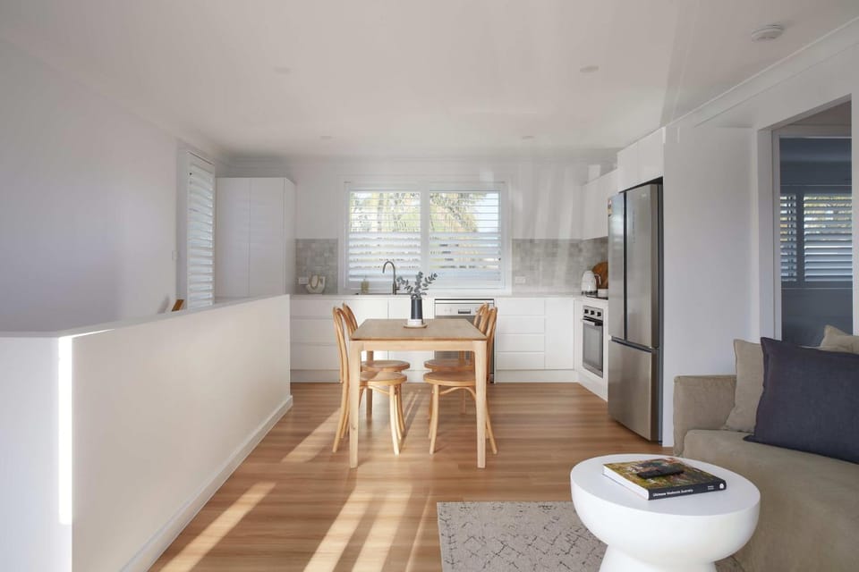 Kitchen or kitchenette, Living room, Dining area