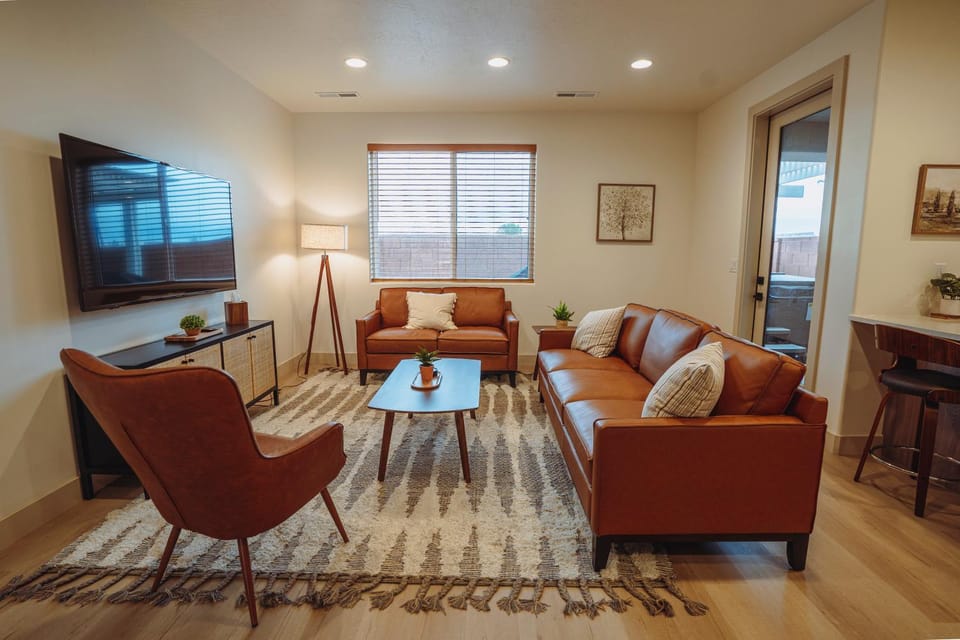 Harper House Campground/ 
RV Resort in Santa Clara