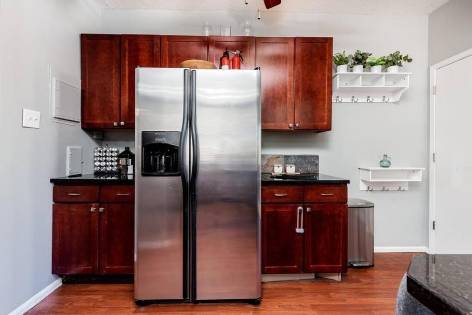 3 King Beds/Charm in Historic STL by StayStLouis Apartment in Saint Louis