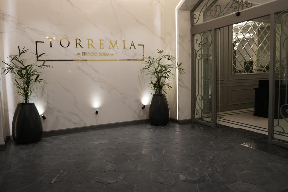 Property building, Facade/entrance