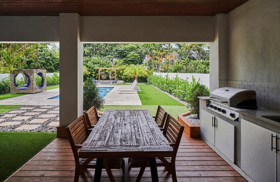 Patio, BBQ facilities, Garden, Balcony/Terrace, Dining area, Garden view, Pool view, Swimming pool