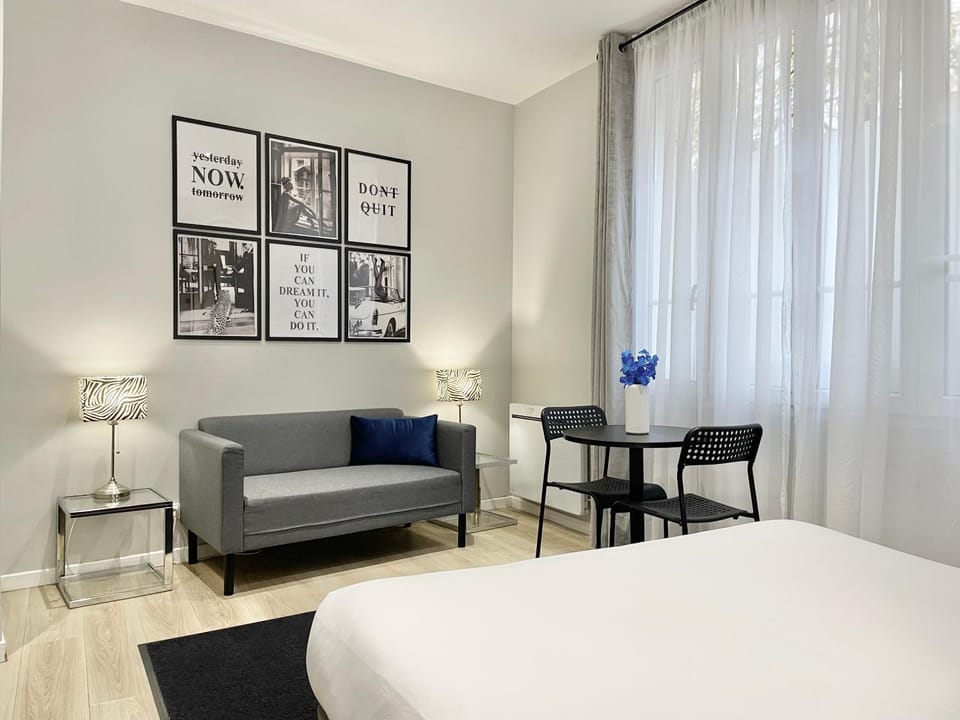 Charming Studio Paris la Défense Apartment in Puteaux
