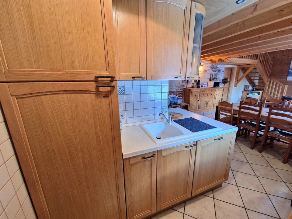 Duplex spacieux 14 pers, WiFi, parking, skis, Valfréjus - FR-1-265-342 Chalet in Piedmont