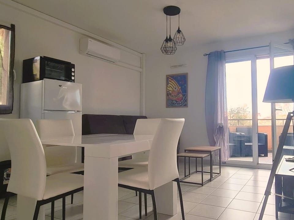 Appartement T2 Climatisé à Collioure avec Parking - FR-1-309-420 Apartment in Collioure