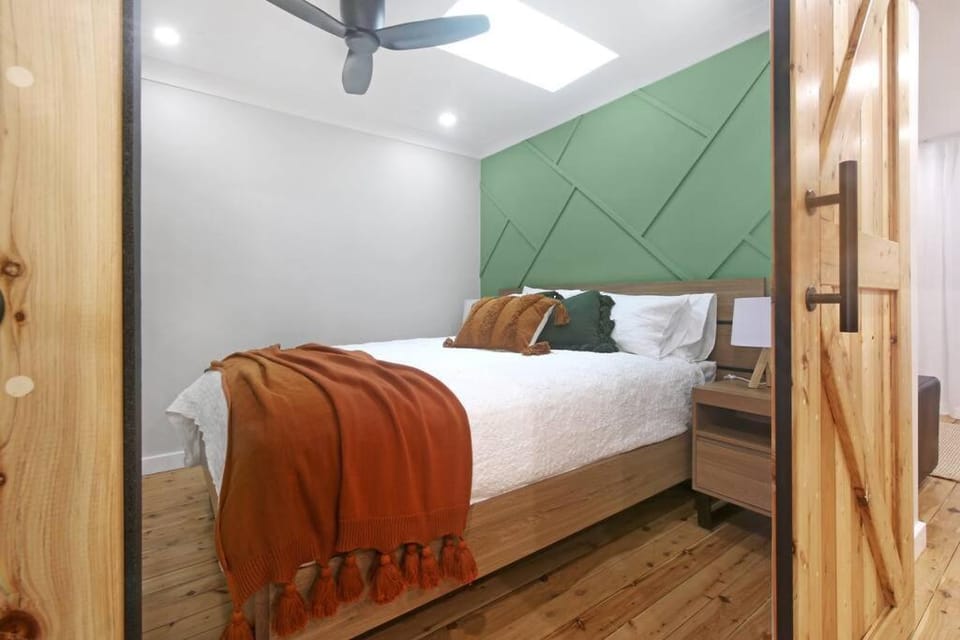 Stylish Guesthouse in the Heart of Belrose Apartment in Sydney