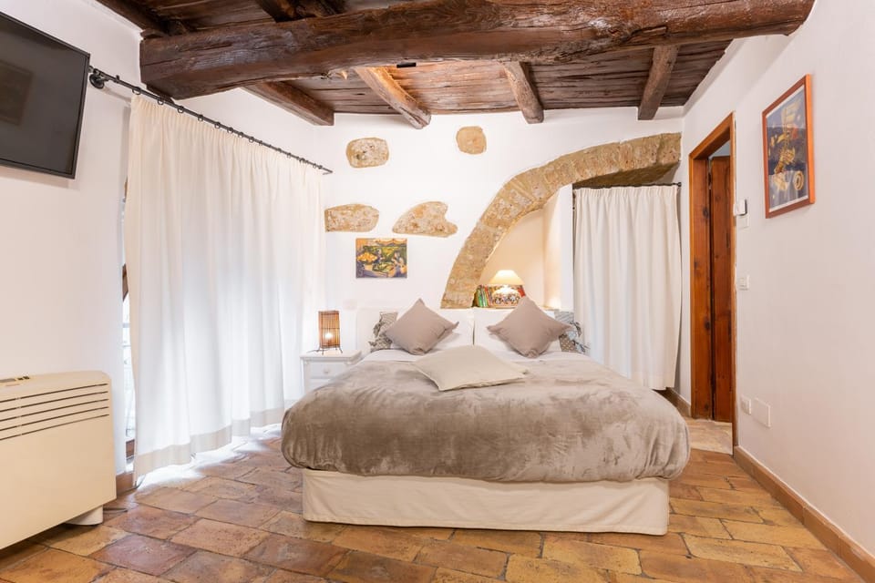 Bed, air conditioner